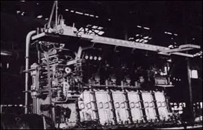 MES built MAN B&W engine in 1928, a four-stroke, single-acting, trunk type 6125M