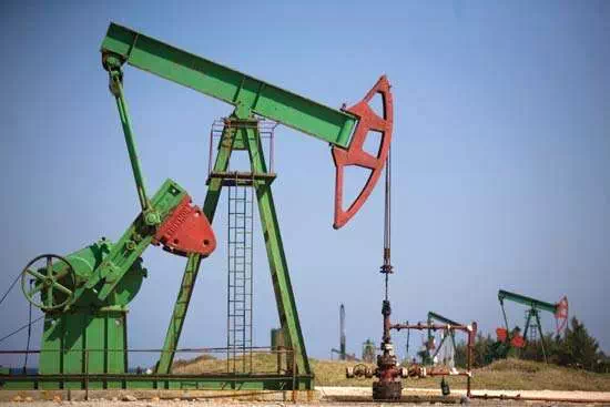 A walking beam operating an oil well pump in Brisas del Mar, Cuba.